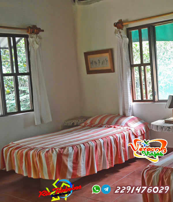 Hospedaje En Cabañas En El Río Filobobos Veracruz