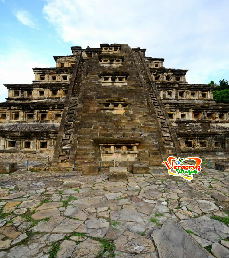 Tour a la Zona Arqueológica de El Tajín Saliendo de Veracruz y Boca del Río